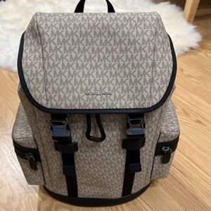 Michael Michael Kors Cooper Hemp/Brown Large Utility Pocket Backpack